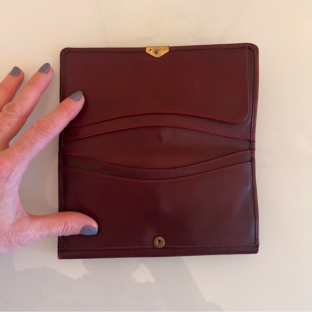 GUCCI Vintage Burgundy Leather Envelope Wallet Clutch Gold Logo - Picture 14 of 15